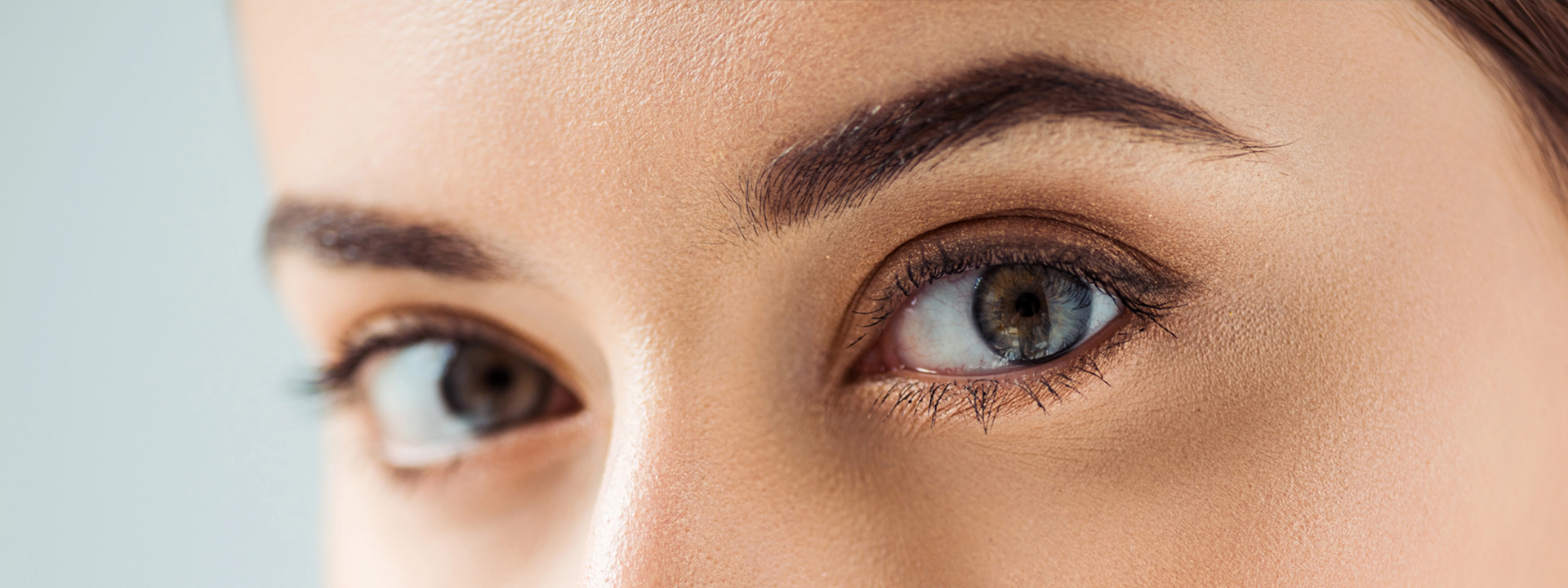 A beautiful woman after xeomin treatment.